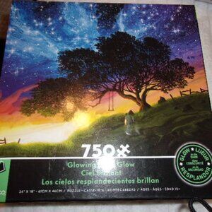 Glow in The Dark - Glowing Skies - 750 Piece Jigsaw Puzzle New